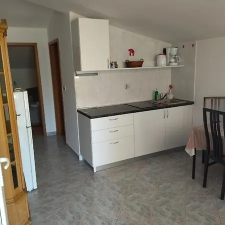 Guest house Apartmani San